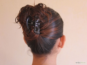 670px-Put-Your-Hair-Up-with-a-Jaw-Clip-Step-5